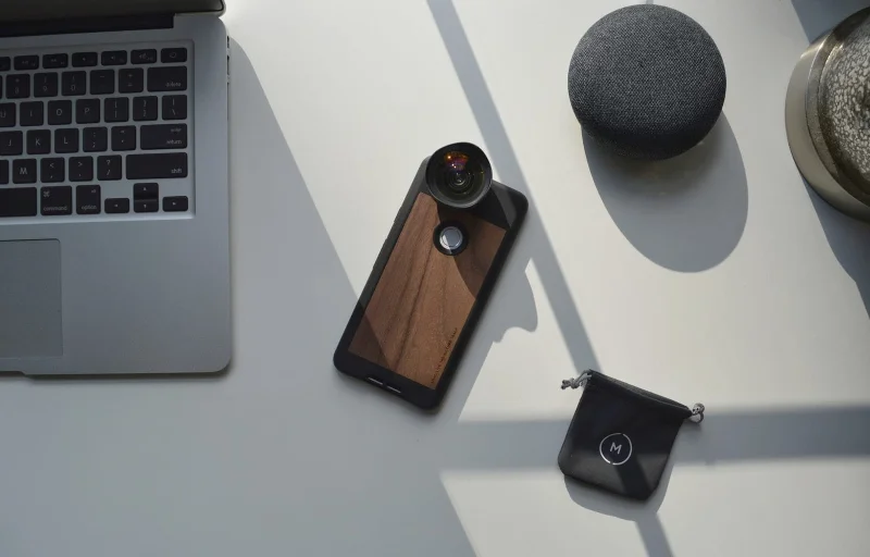 Автоматично идентифициране на песни с Google Pixel