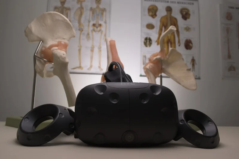 Vlastnosti a specifikace náhlavní soupravy HTC Proton VR