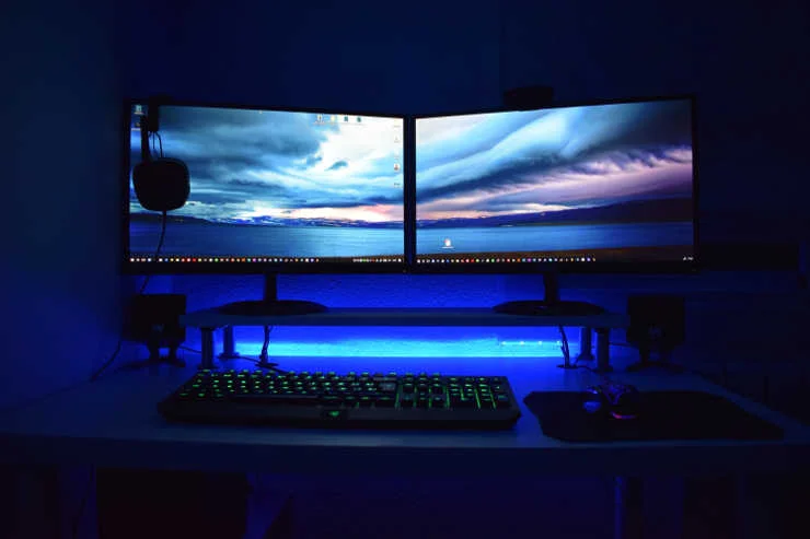 Windows 10: установіть різні шпалери для подвійних дисплеїв