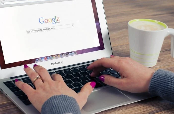 Как да активирате, деактивирате и управлявате Google Sync