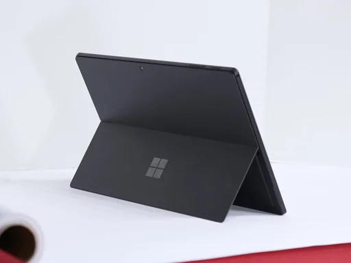 Kuinka ottaa tumma tila käyttöön Windows 10:ssä