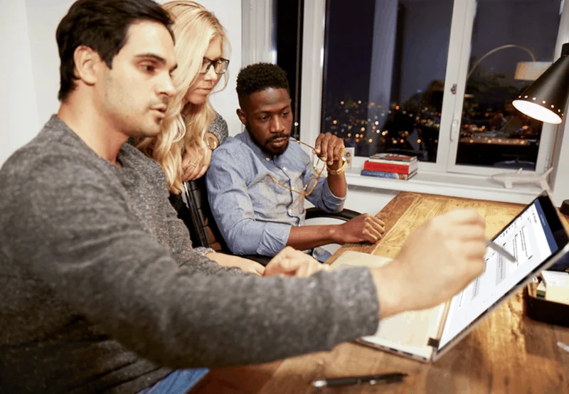 Πώς να κάνετε κοινή χρήση της οθόνης σας στο Microsoft Teams