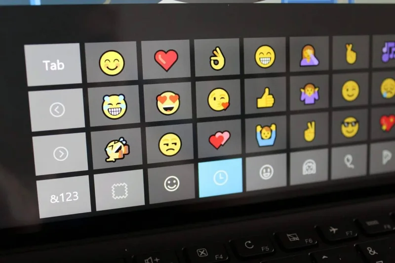 Как да извлечете максимума от новия селектор на емоджи и символи на Windows 10