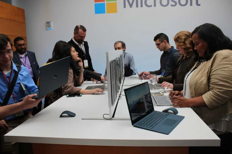 Ръководство за почивка: Първи стъпки с вашия нов компютър с Windows 10
