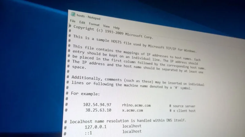 Как да модифицирате вашия хост файл в Windows 10 (и защо може да искате)