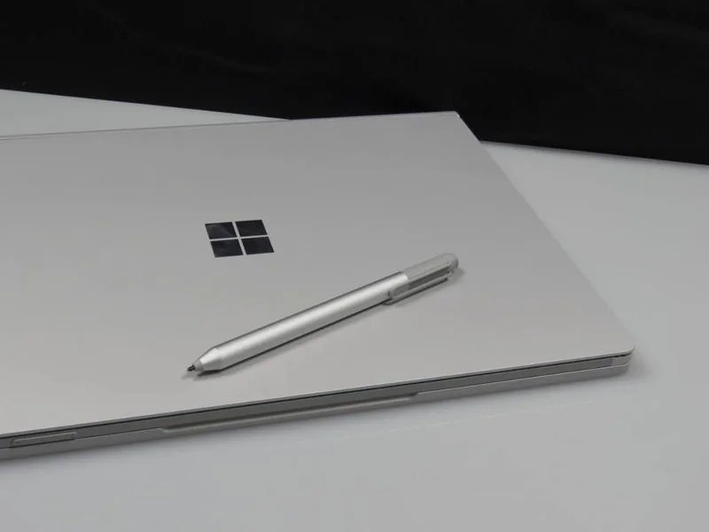 Как да сдвоите вашата Surface Book с Surface Pen