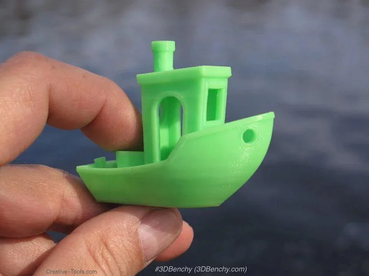 Základy 3D tisku: Co je 3DBenchy?