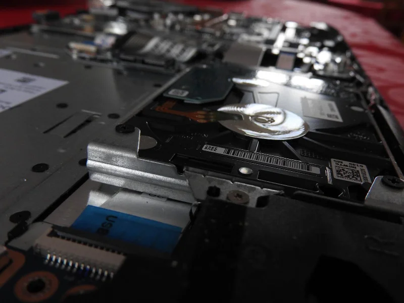 Sådan installeres en SSD på stationære og bærbare pc'er