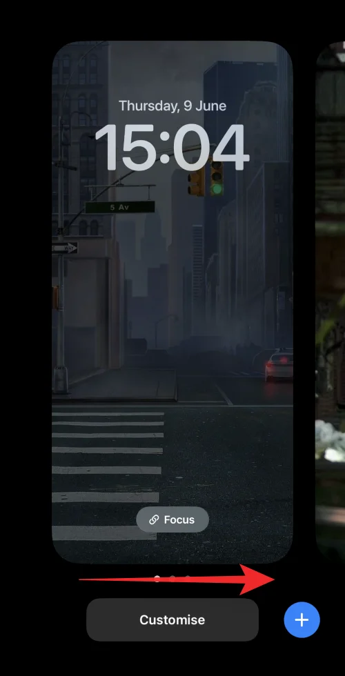 Automatikus váltás több zárolási képernyő között iPhone-on