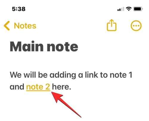 Hvordan koble andre notater i et notat på iPhone med iOS 17