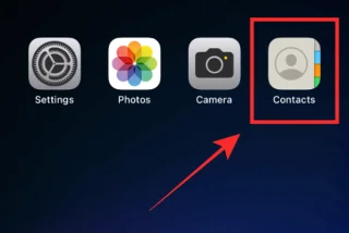 Slik fjerner du dupliserte kontakter på iPhone på iOS 16