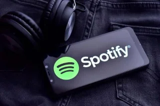 Как да поправите, че текстовете на песни в Spotify не се показват