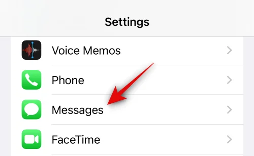 A Bejelentkezés az Messages alkalmazásban iOS 17 rendszeren