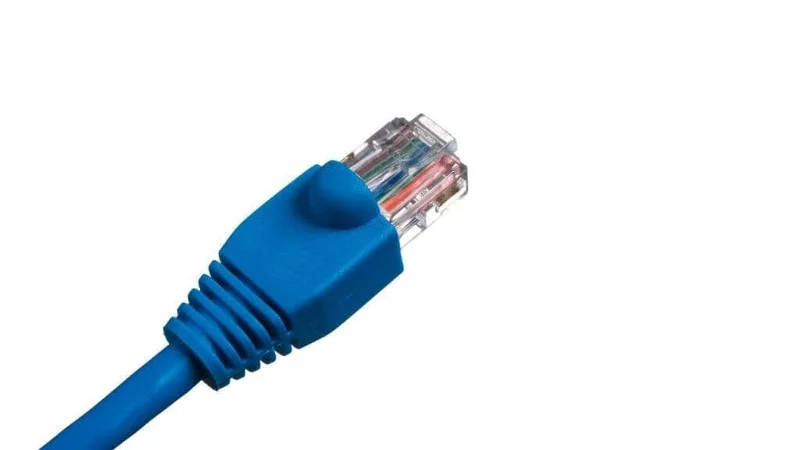 Как да снаждате Ethernet кабел