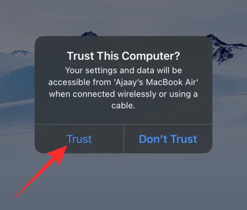 Hvordan koble iPhone til MacBook uten USB [9 måter]