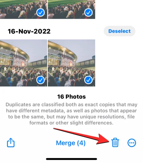 Az ismétlődő fényképek egyesítése iPhone-on