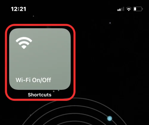 Parancsikonok létrehozása, szerkesztése és megosztása iPhone-on