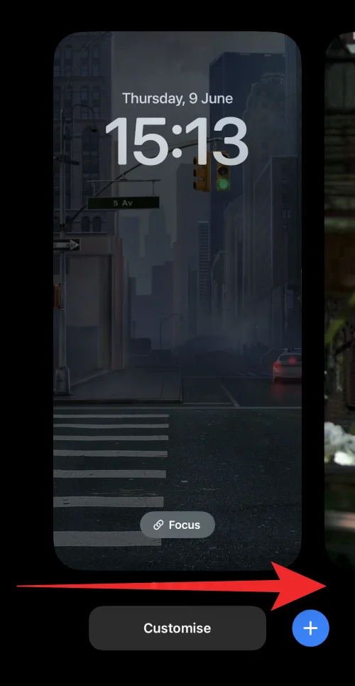 Automatikus váltás több zárolási képernyő között iPhone-on