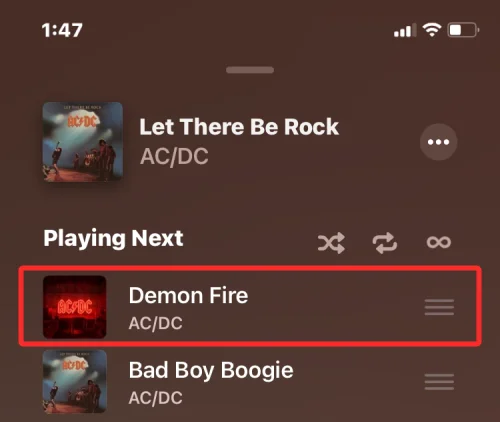 Slik legger du til sanger for å spille neste øyeblikkelig i Apple Music på iPhone