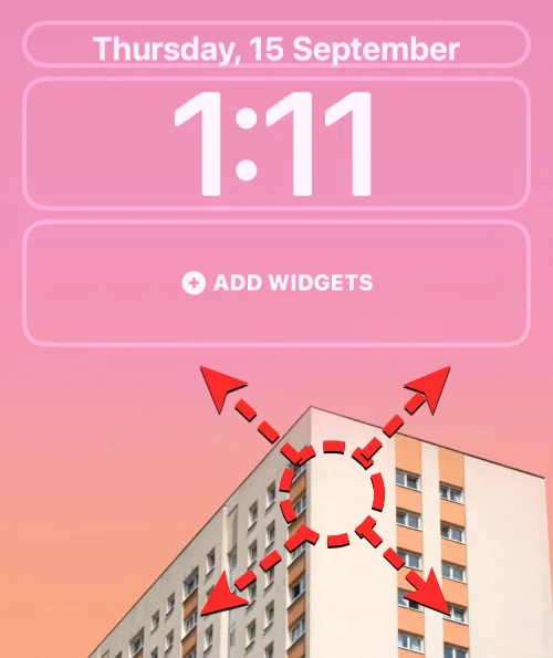 Sådan sætter du tid bag tapet i iOS 16