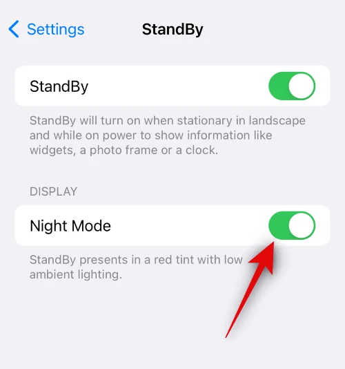 A készenléti mód engedélyezése az iPhone készüléken iOS 17 rendszeren