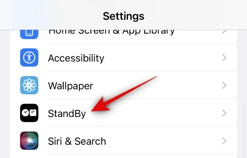 Az értesítések engedélyezése vagy letiltása készenléti módban az iPhone készüléken iOS 17 rendszeren