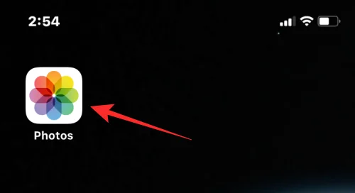 Fényképek és videók megosztása a fényképezőgépről az iPhone megosztott könyvtárába