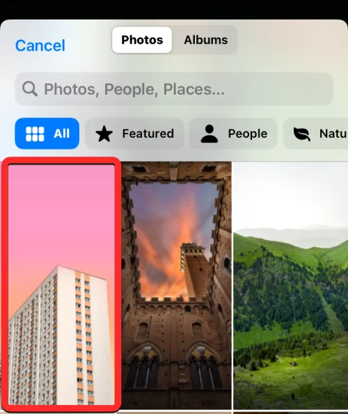 Sådan sætter du tid bag tapet i iOS 16