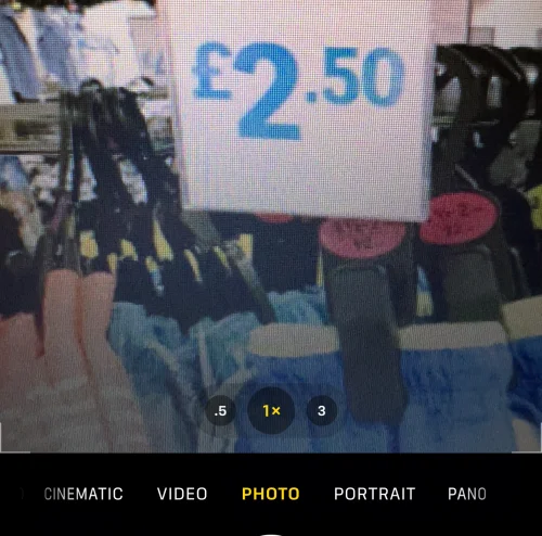 Як конвертувати валюту за допомогою камери на iPhone на iOS 16