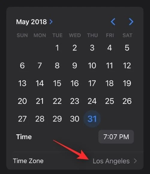 Sådan redigeres metadata for flere billeder på iPhone på iOS 16
