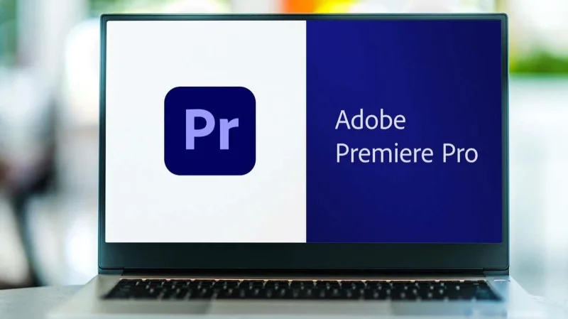 Как да направите ефект на увеличаване или намаляване на мащаба в Adobe Premiere