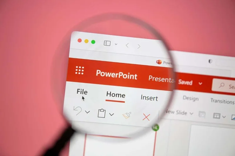 Kuinka lisätä liite PowerPoint-esitykseen