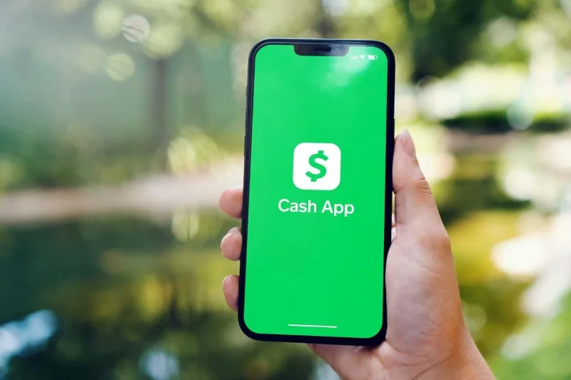Topp 5 måter å laste inn Cash App-kortet på nytt