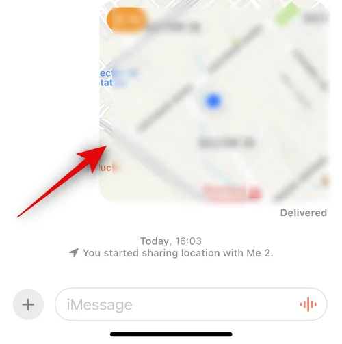 Hvordan dele posisjon og administrere den ved hjelp av meldinger på iOS 17