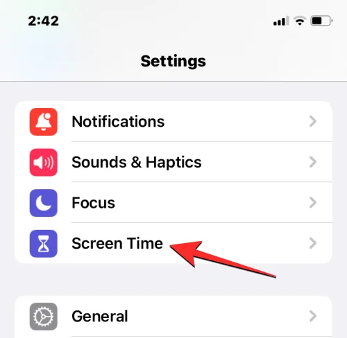 A Képernyőtávolság engedélyezése és használata iOS 17 rendszeren