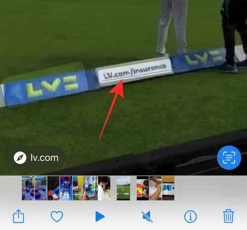 Hur man öppnar länkar från en video på iPhone på iOS 16