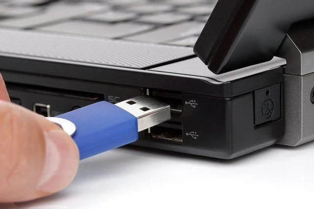 4 Běžné problémy s USB flash diskem spolu s rychlými opravami