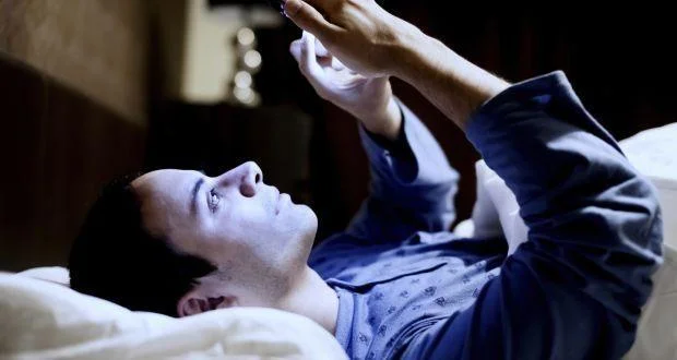 5 návyků, které si můžete přizpůsobit, abyste omezili čas strávený u obrazovky na chytrých telefonech