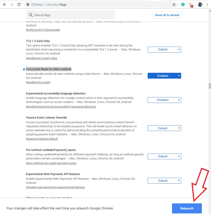 Kaip įjungti visas svetaines „Google Chrome“ į tamsųjį režimą?