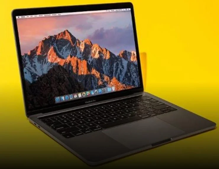 Důvody, proč byste si měli nebo neměli kupovat Mac