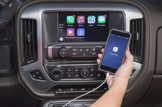 Най-простият начин за използване на Siri с CarPlay на Apple