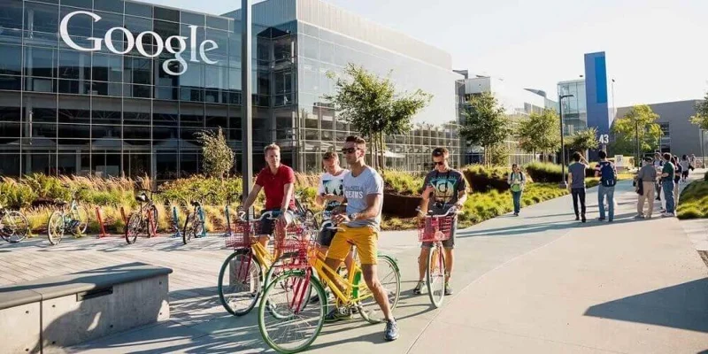 Честит 21-ви рожден ден на Google!  Знайте 21 луди факта!