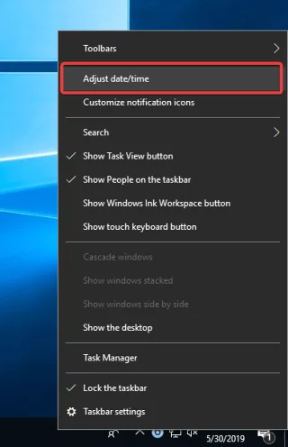Kaip ištaisyti netinkamą laiką „Windows 10“.