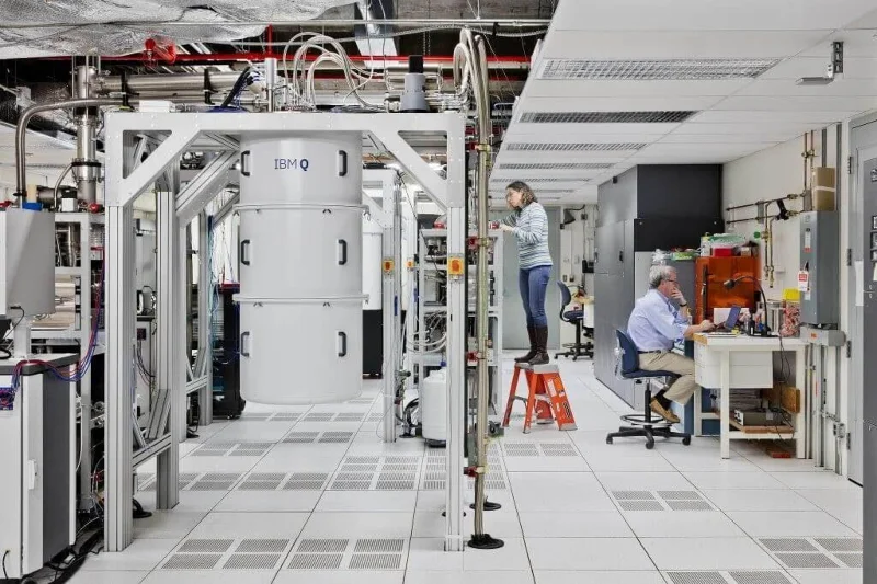 IBM Q System One: Първият в света напълно интегриран квантов компютър