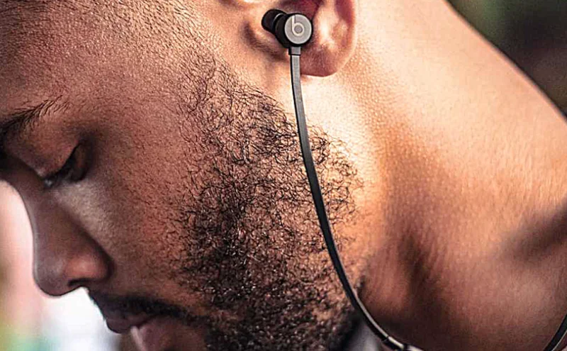 10 privalomų įsigyti belaidžių „Bluetooth“ ausinių