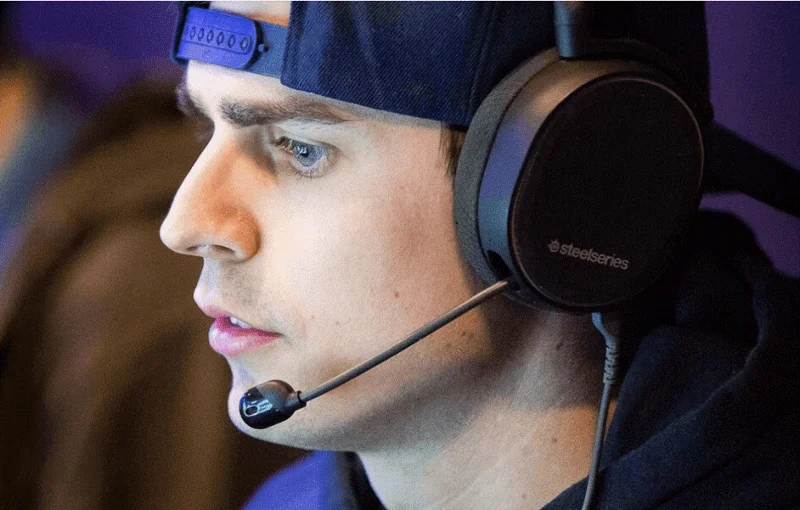 SteelSeries представя Bluetooth слушалки Arctis 3