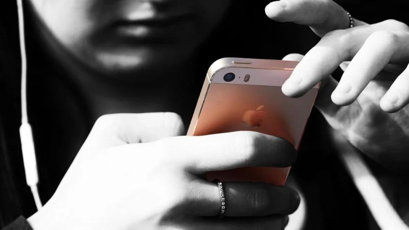 5 návyků, které si můžete přizpůsobit, abyste omezili čas strávený u obrazovky na chytrých telefonech