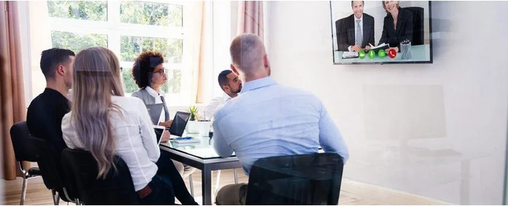 5 Këshilla dhe truke për mbledhjen e zmadhimit për një përvojë më të mirë të telefonatave video 5 Këshilla dhe truke për mbledhjen e zmadhimit për një përvojë më të mirë të telefonatave video