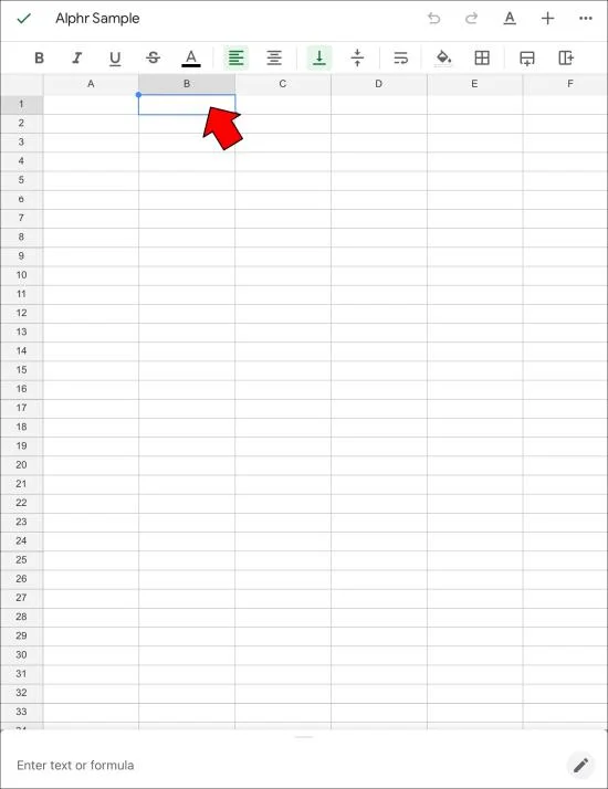 Slik slår du sammen faner i Google Sheets