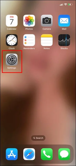 Πώς να προσθέσετε επαφές από το iPhone στο WhatsApp